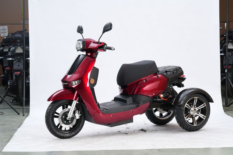 Trion Apple candy red